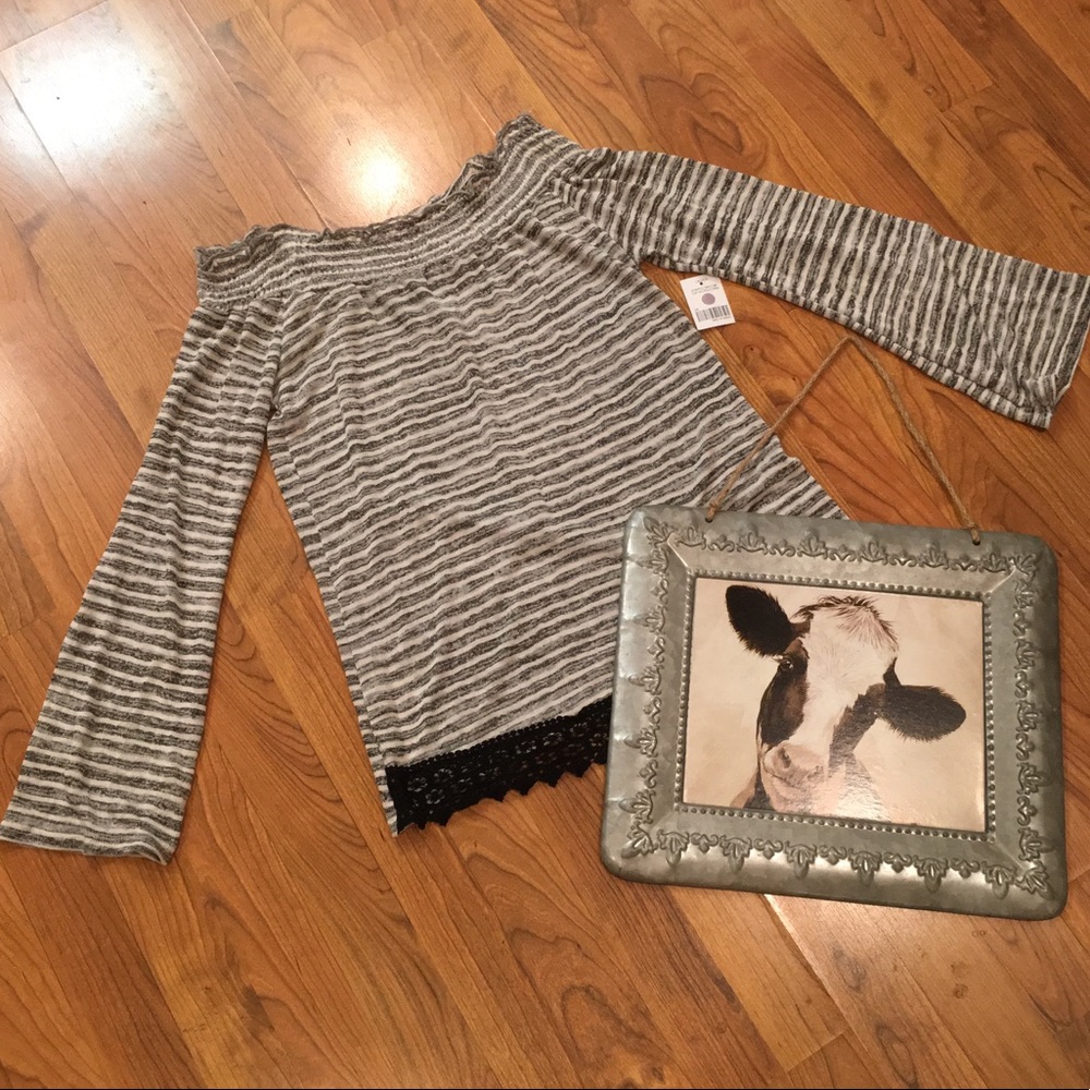 NWT stripped top